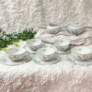 Porzellanfabrik Arzberg 5pc Porcelain teacup&saucer, ‎ creamer & sugar jar